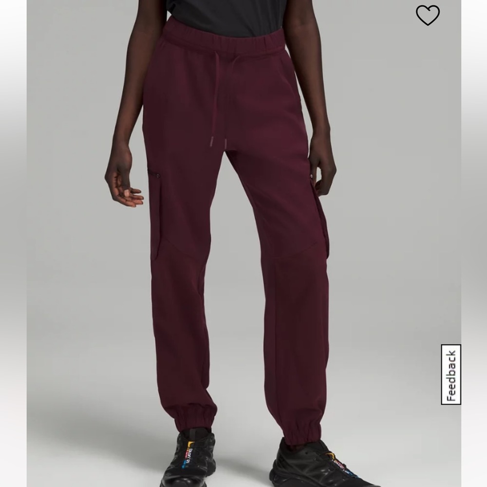 Lululemon Relaxed MR Cargo Pant